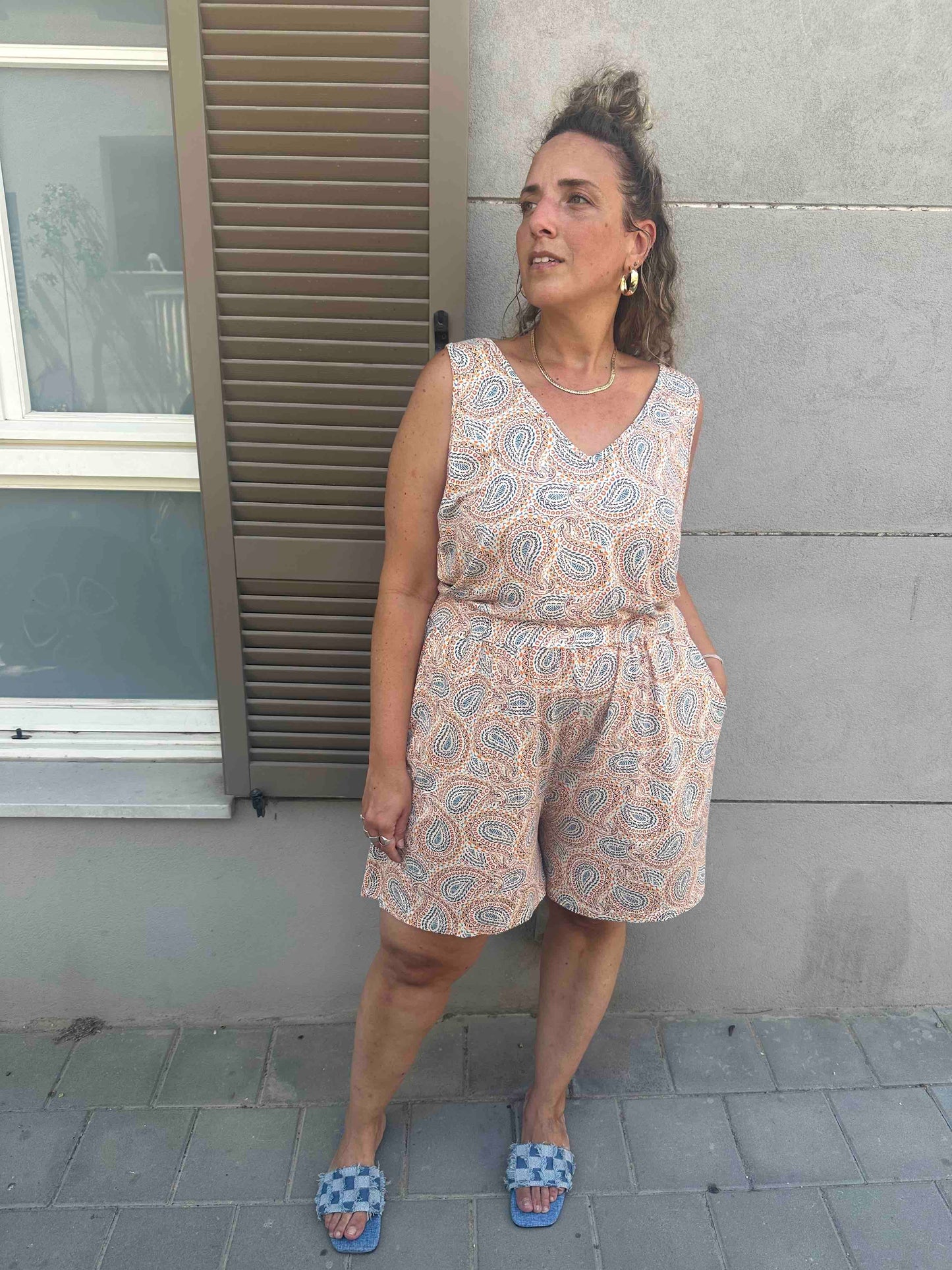 אוברול אמבוש- כתום כחול פייזלי