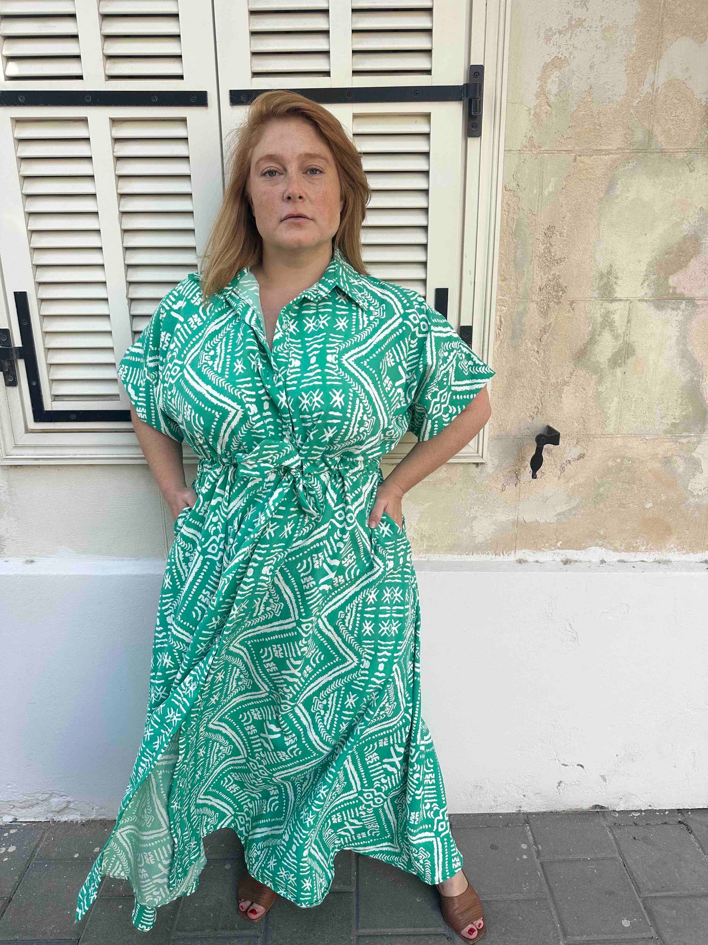 דפקתי הופעה -ירוק לבן גיאומטרי