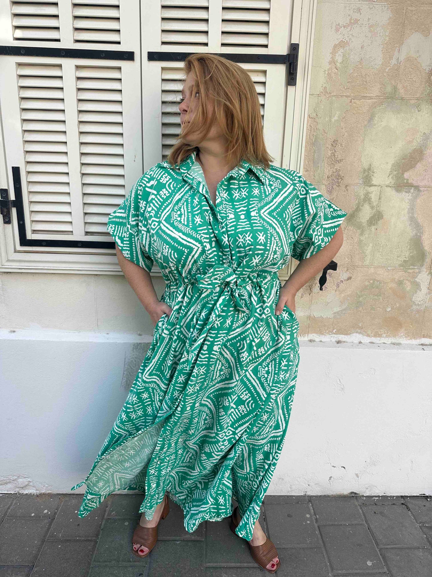 דפקתי הופעה -ירוק לבן גיאומטרי