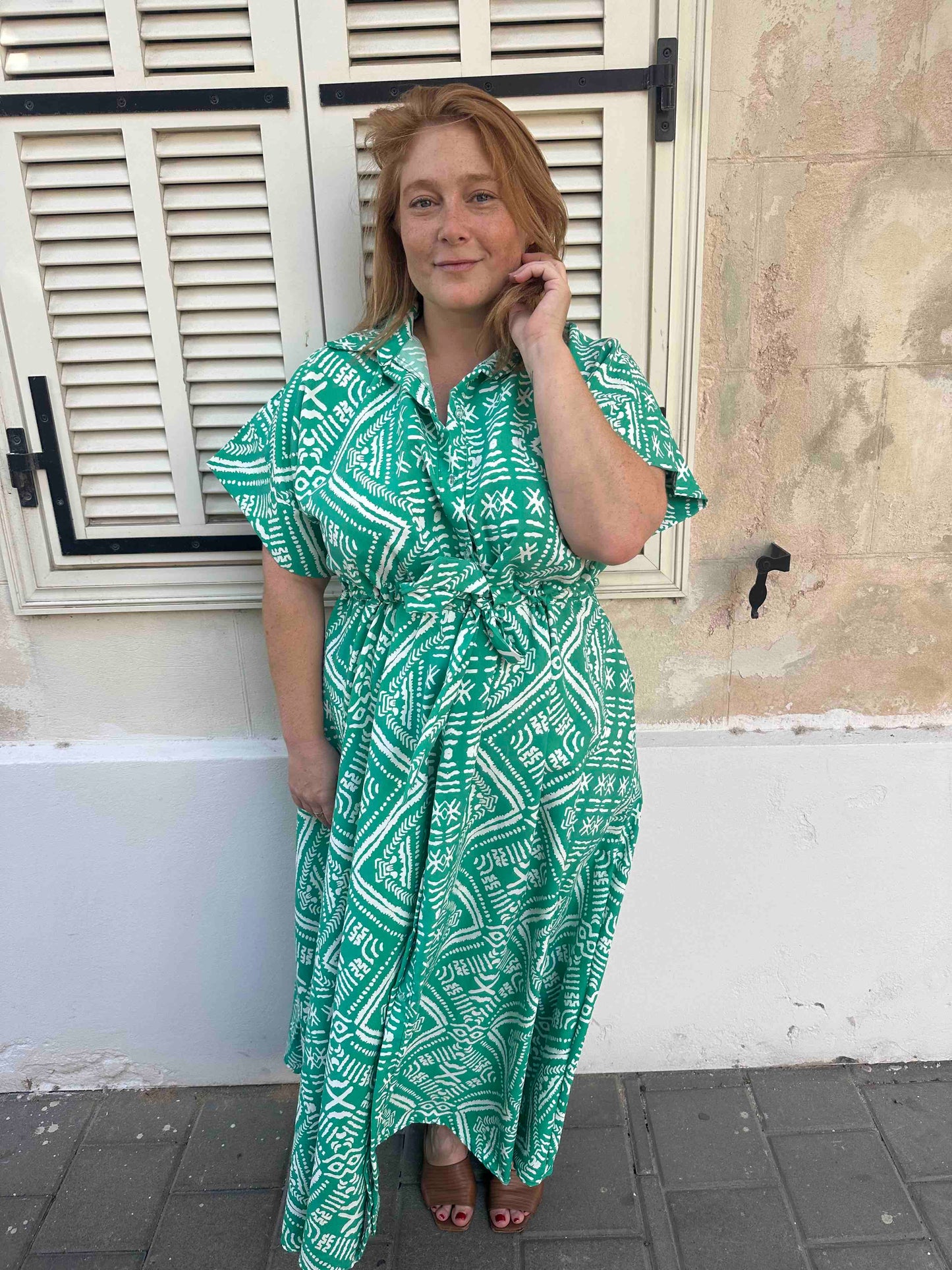 דפקתי הופעה -ירוק לבן גיאומטרי