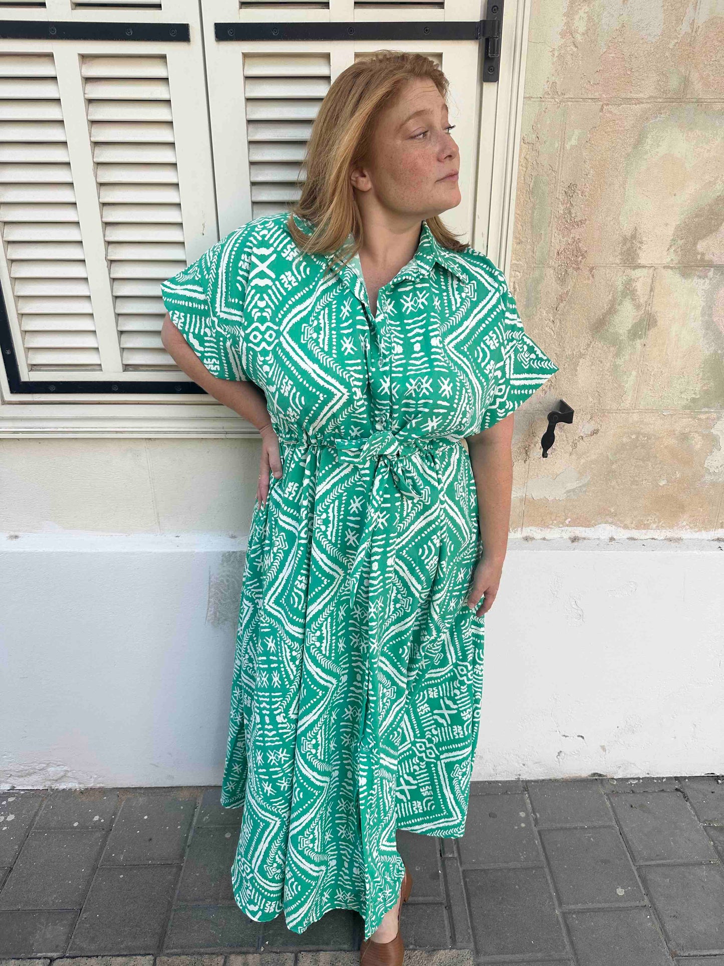 דפקתי הופעה -ירוק לבן גיאומטרי