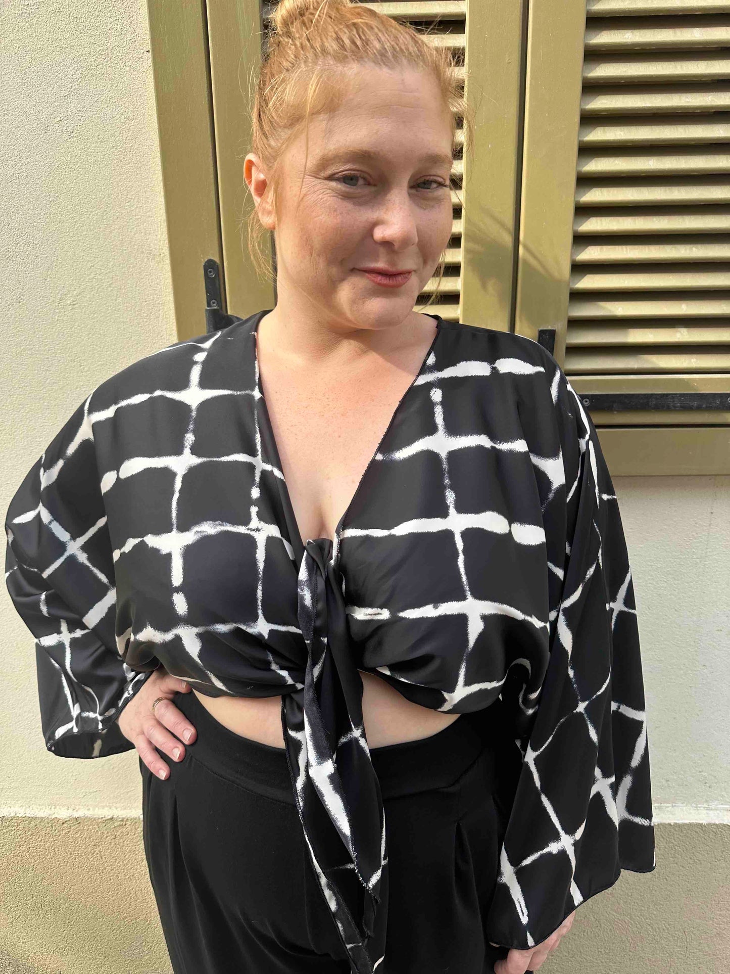 עליונית גם וגם - שחור לבן ריבועים