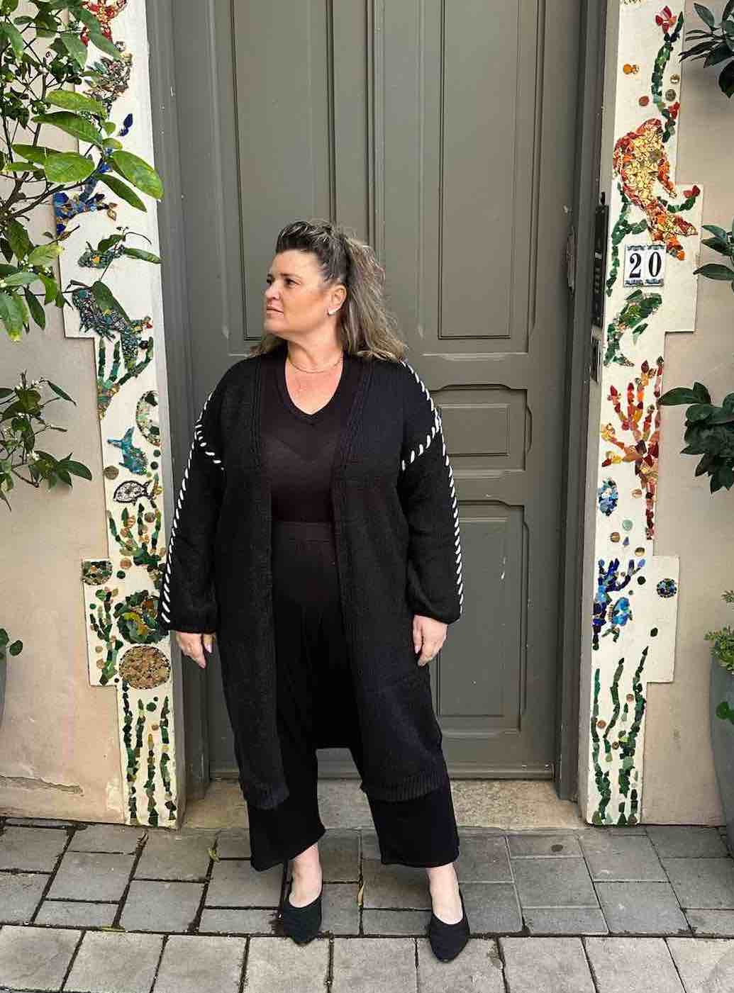 קרדיגן לורי - שחור צמה לבן
