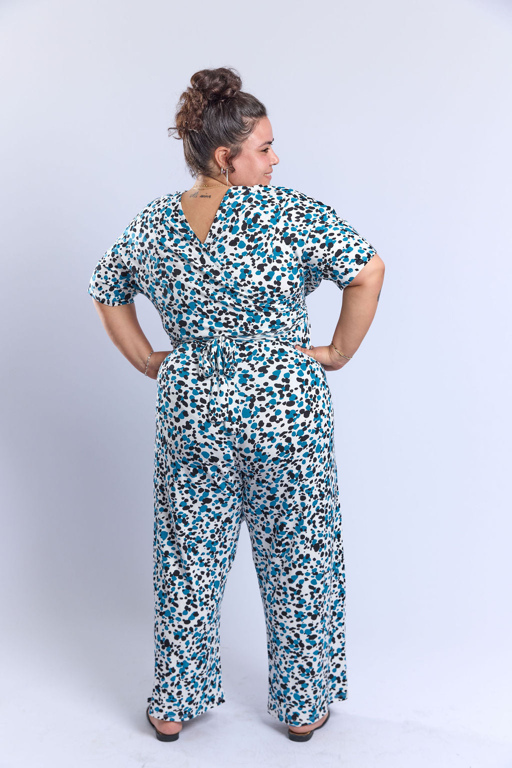 אוברול לני.- כחול טורקיז מנוקד