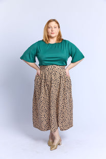 חצאית גולי - בג׳ שחור מנוקד
