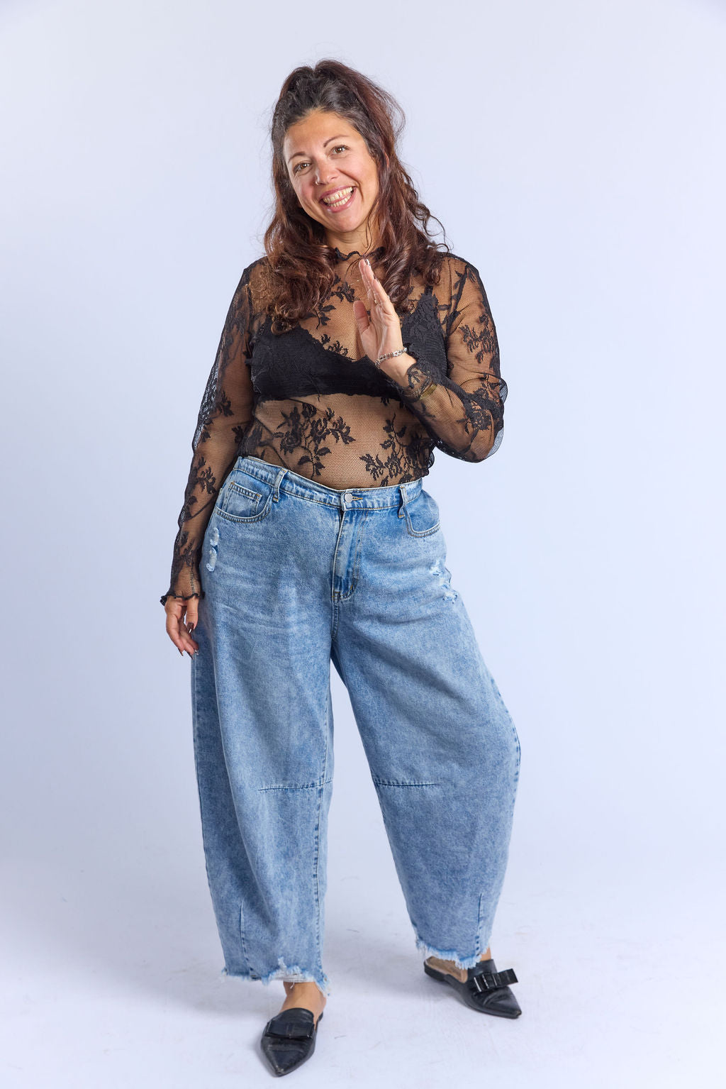 חולצת לולו - תחרה שחור