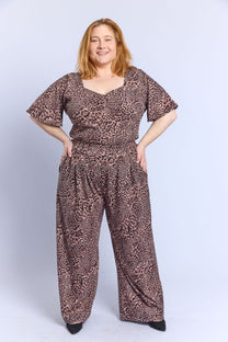 טישירט קיס מי קייט - חברבורות קטנות ואפל