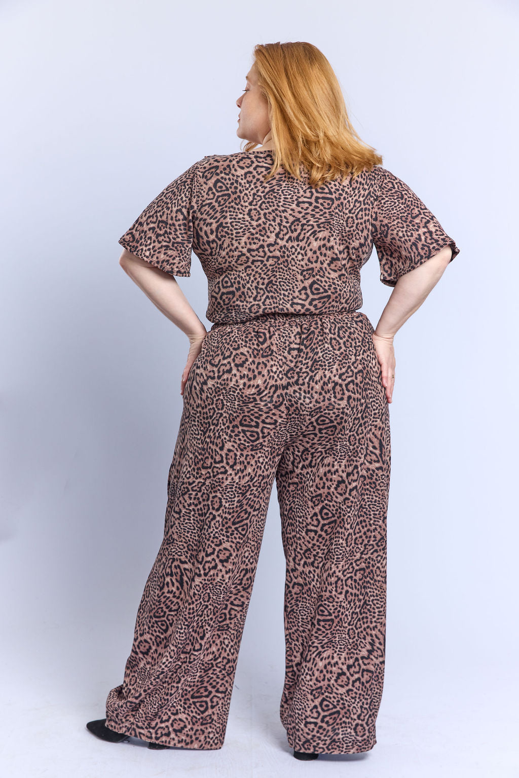 מכנסי נומרולוגוש- חברבורות קטנות ואפל