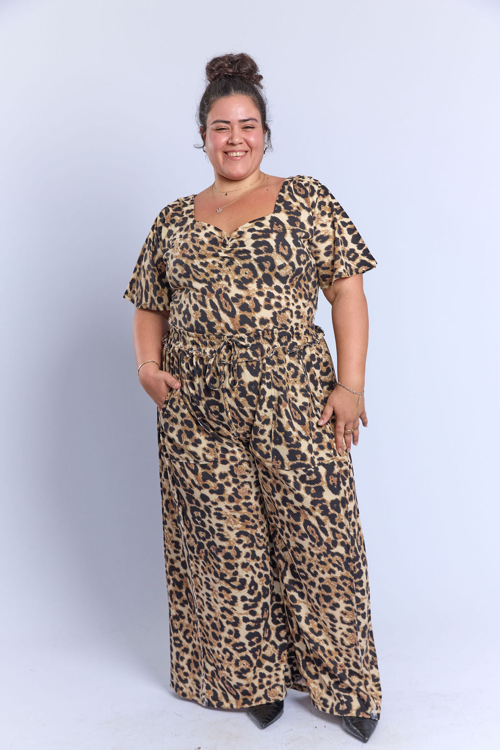 מכנסי לולה- חברבורות גדולות צהבהב ואפל