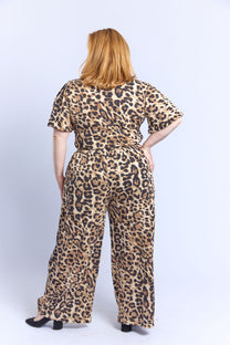 טישירט קיס מי קייט - חברבורות גדולות צהבהב ואפל