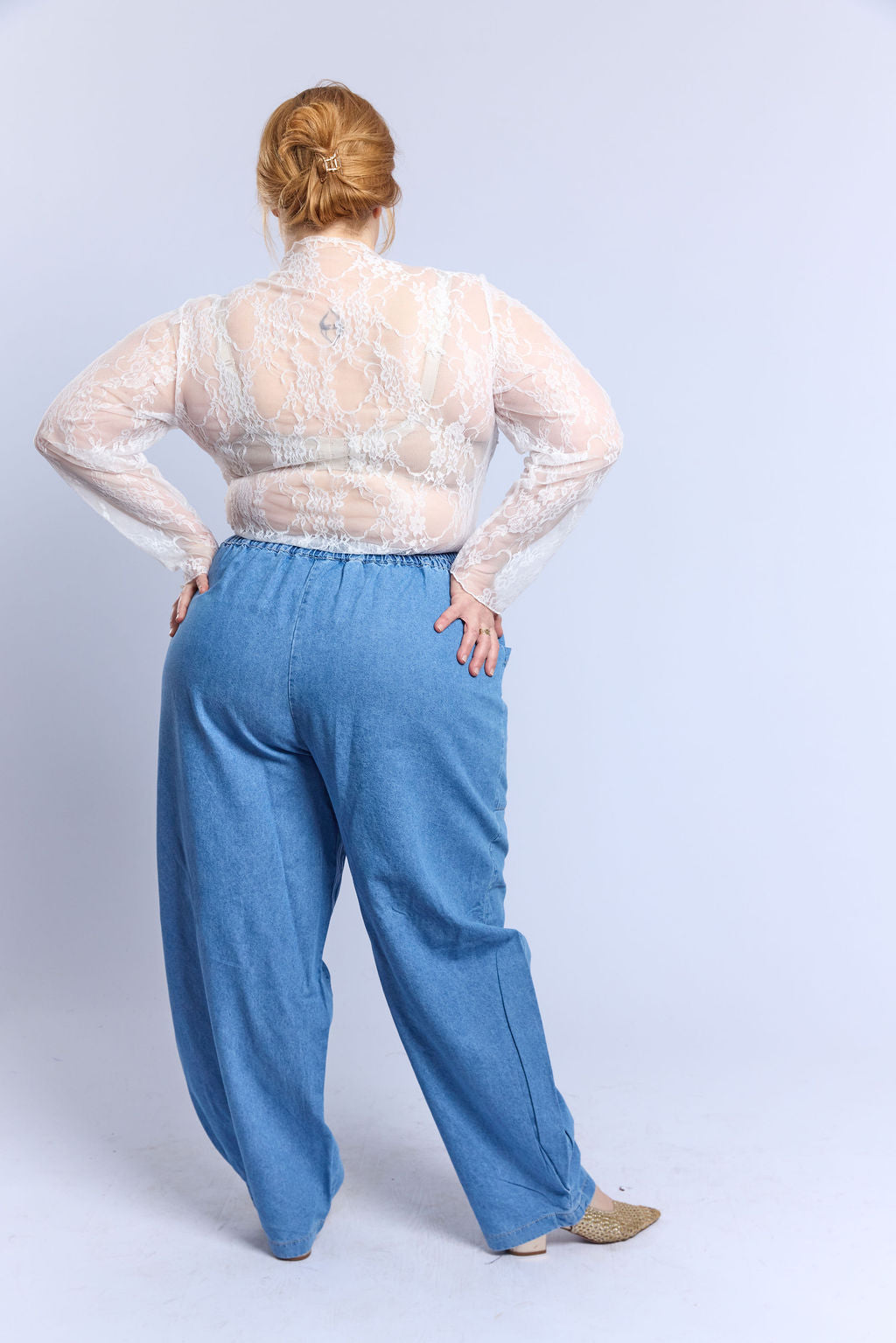 מכנסי ג׳ינס שרשר