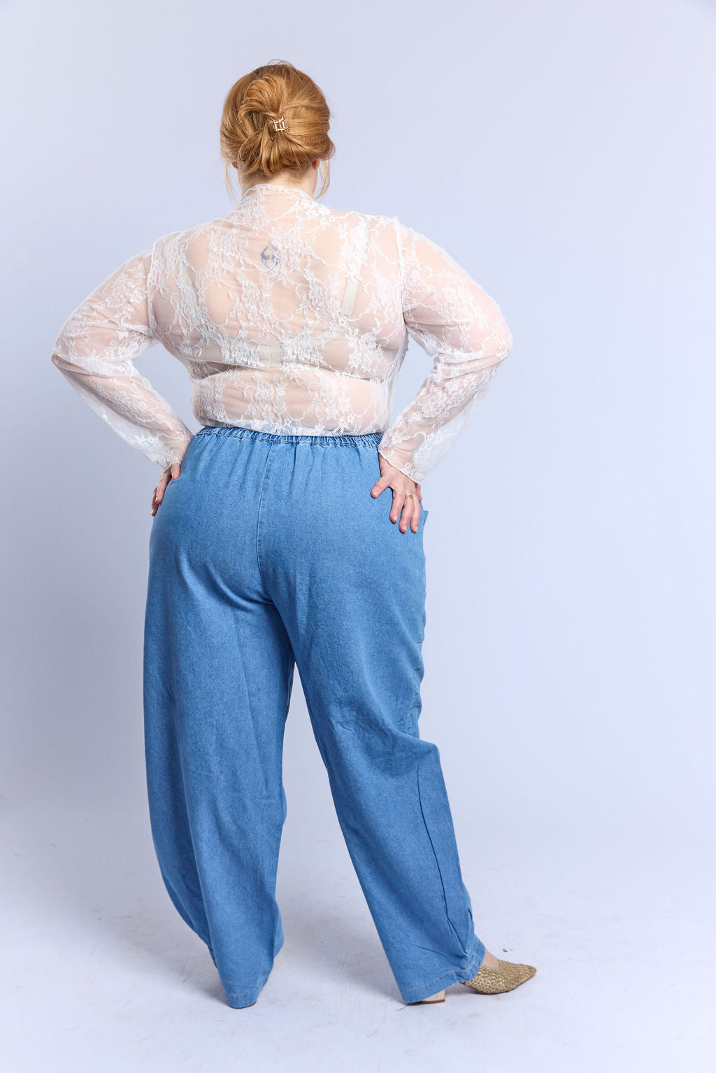 מכנסי ג׳ינס שרשר