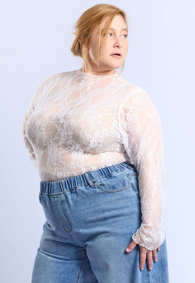 חולצת לולו - תחרה לבן