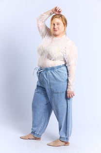 מכנסי ג׳ינס כטב״ם