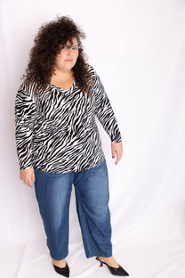 טישירט יצא לאפטר - זברה שחור לבן