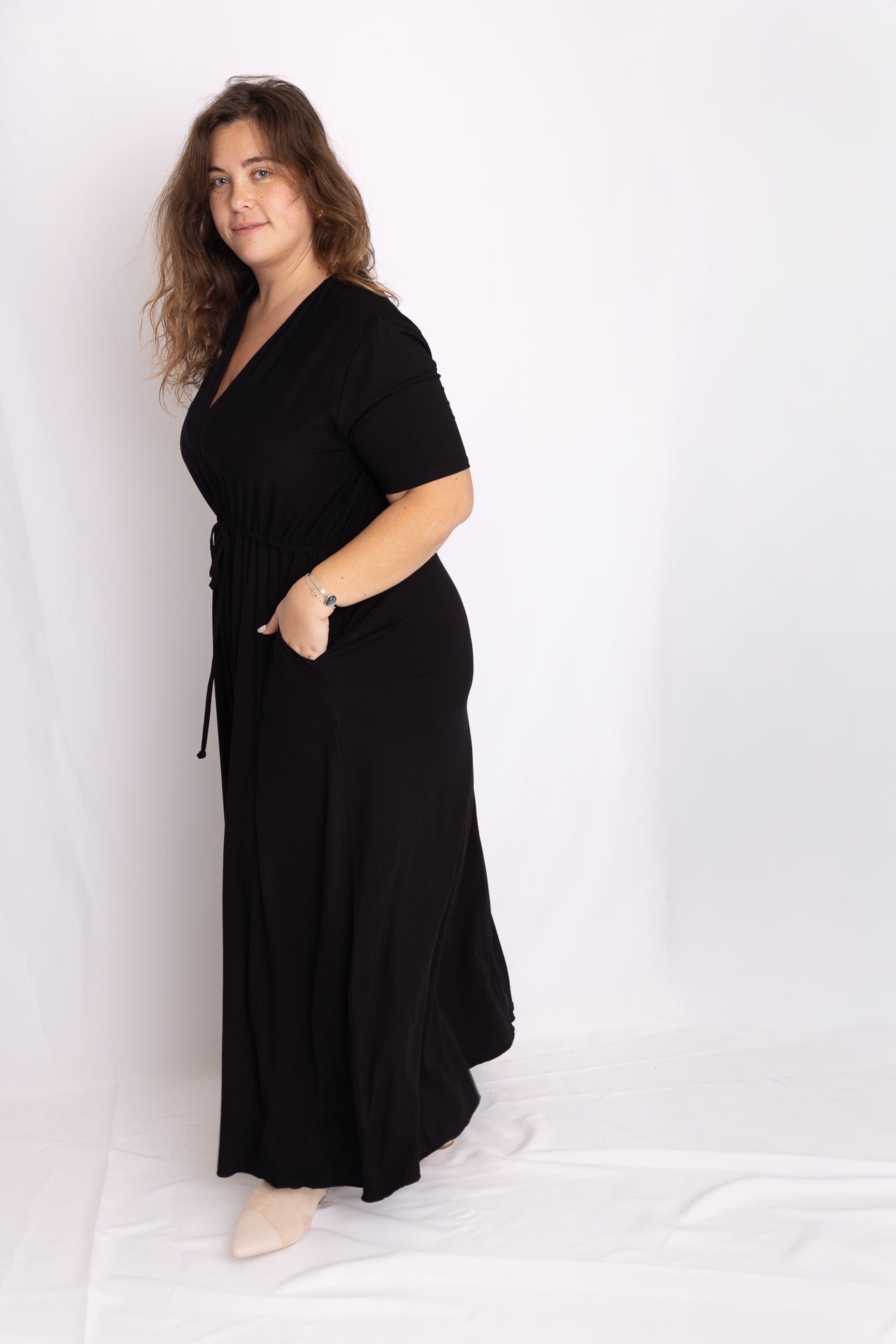 שמלת אני נינה - שחור טריקו