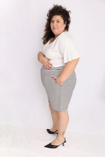 טישירט חרשנית -לבן