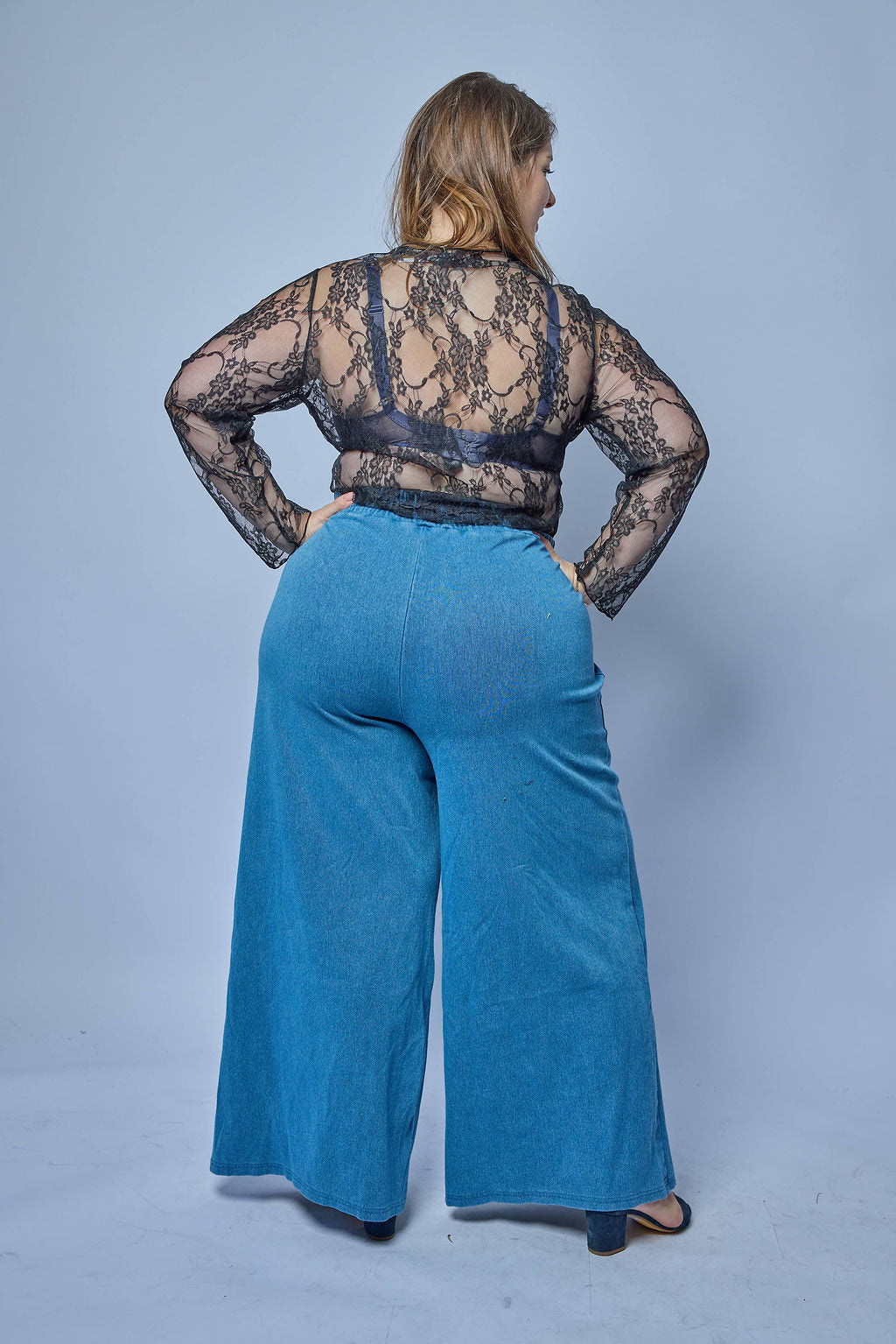 ג׳ינס מונשרי - כחול