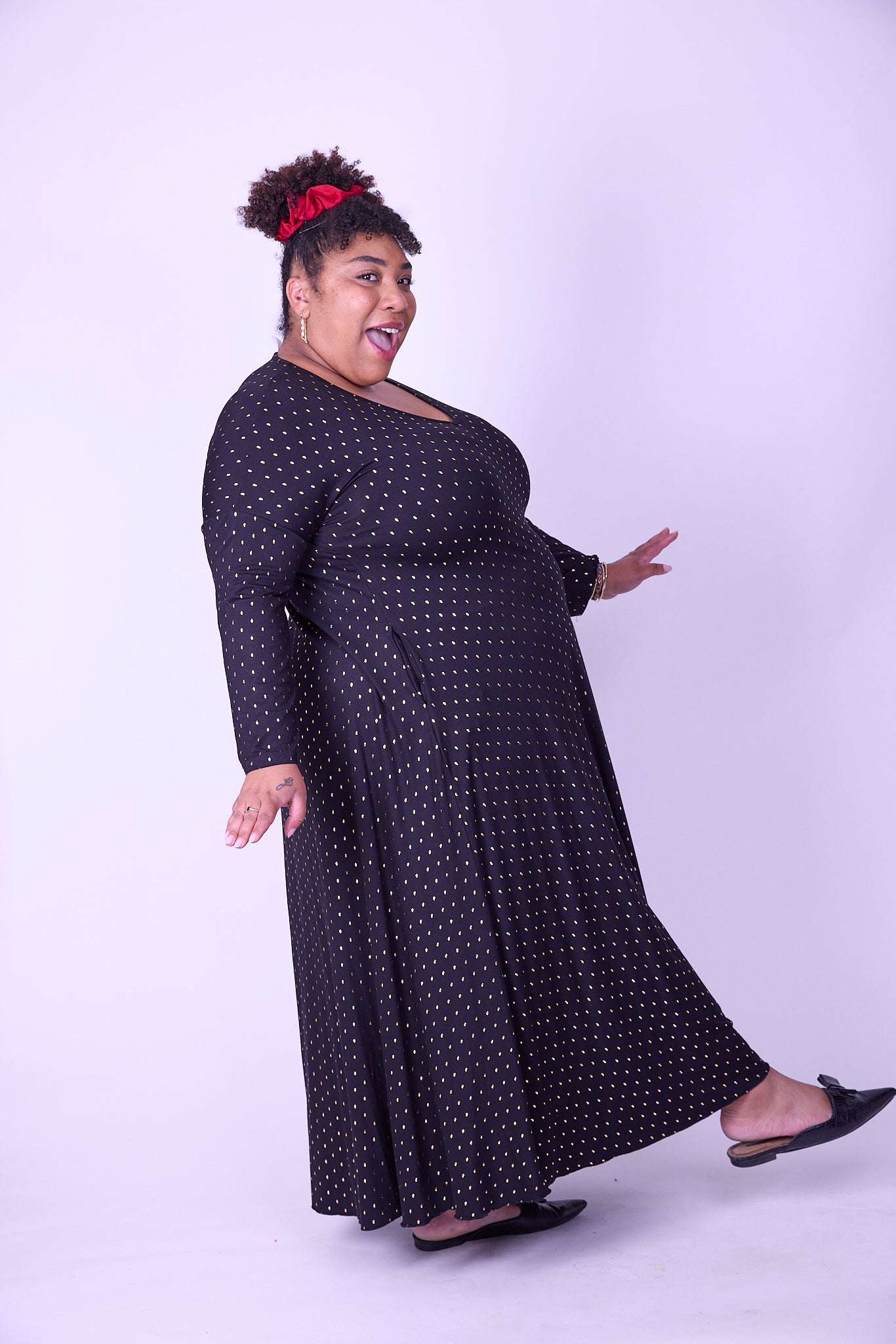 שמלת תכבסי לפעמים - שחור מוזהב