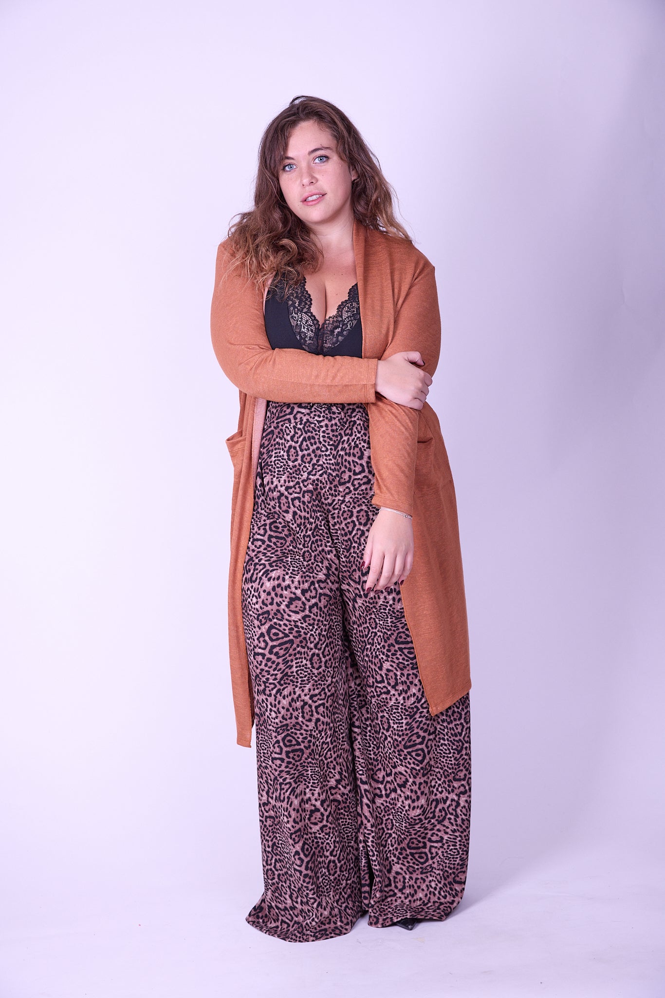 מכנסי מולי - חברבורות קטנות חומות ואפל