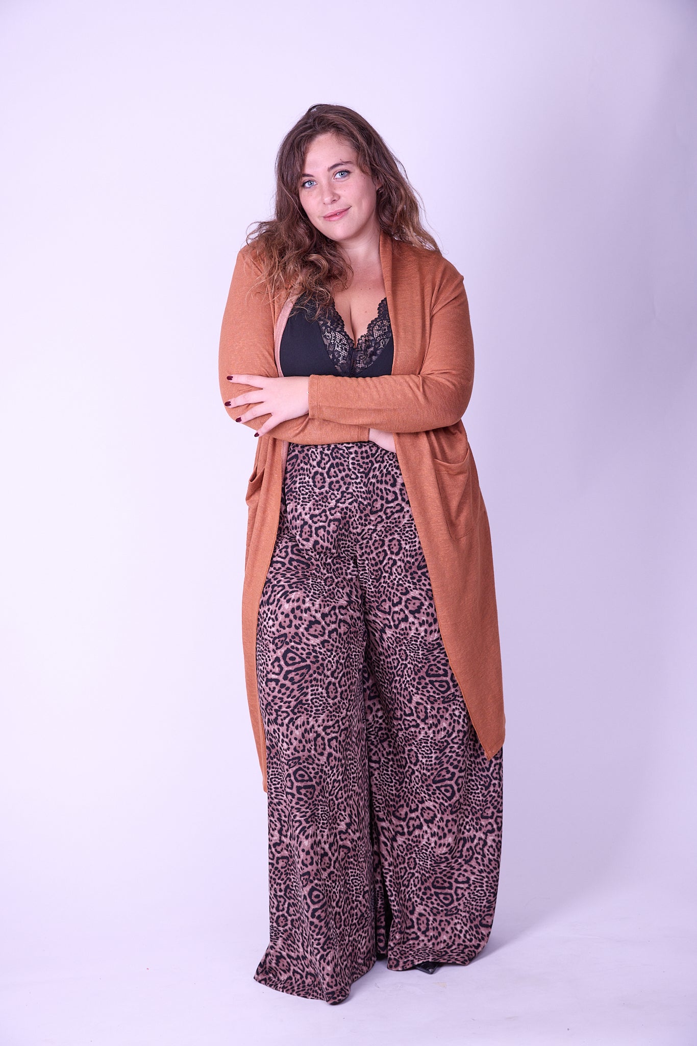 מכנסי מולי - חברבורות קטנות חומות ואפל