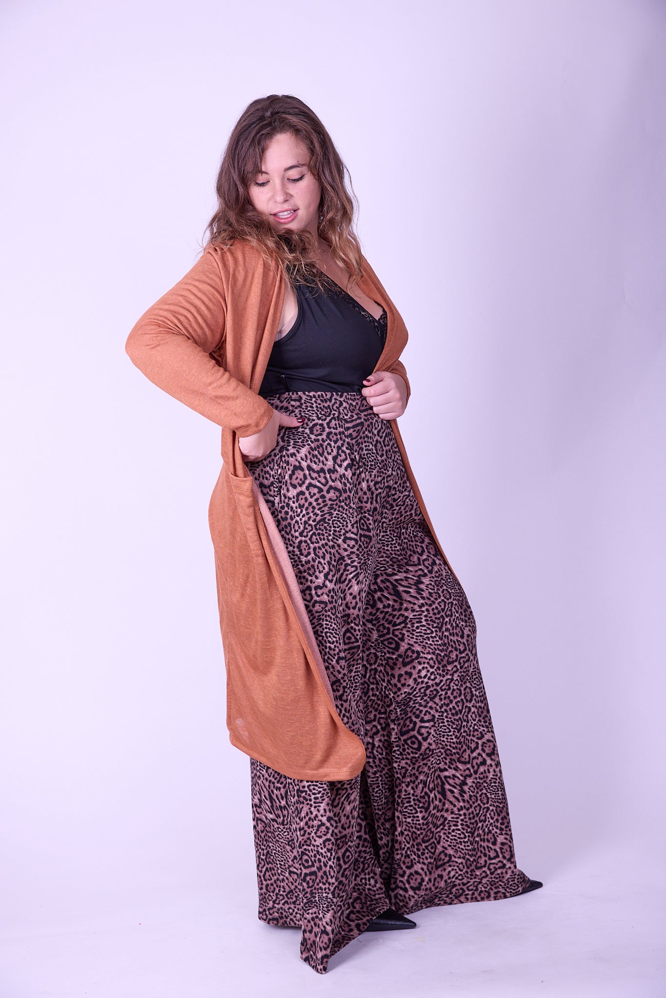 מכנסי מולי - חברבורות קטנות חומות ואפל