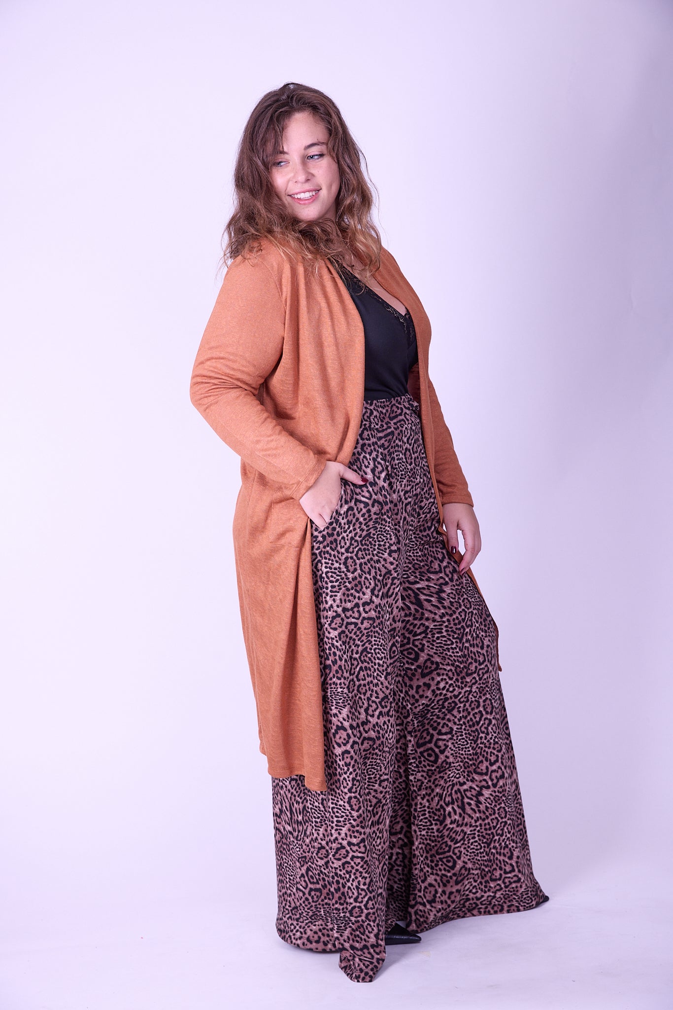 מכנסי מולי - חברבורות קטנות חומות ואפל