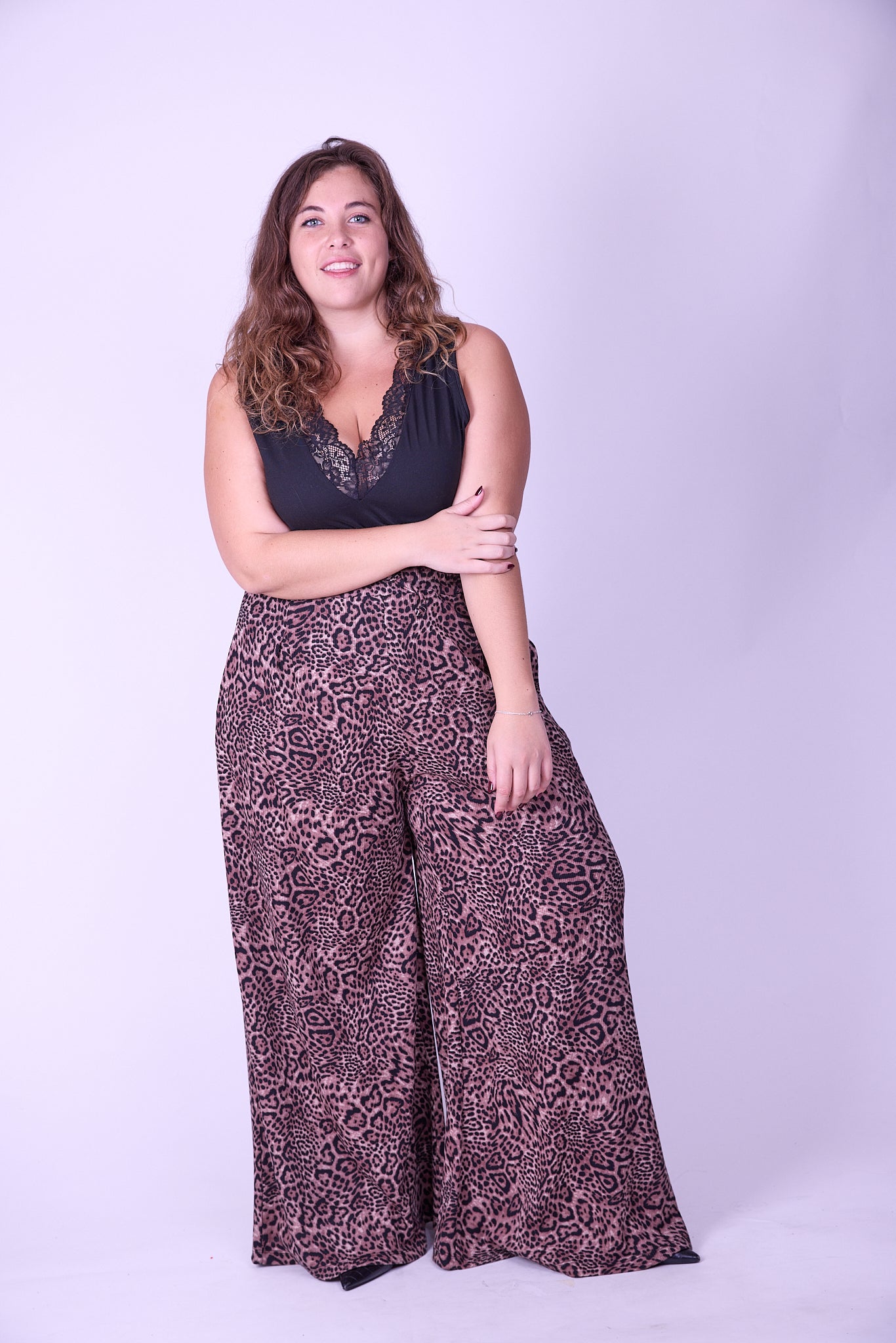 מכנסי מולי - חברבורות קטנות חומות ואפל