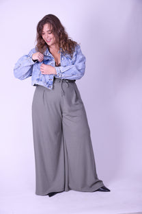 ג׳קט ורד- ג׳ינס משופשף