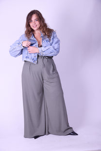 ג׳קט ורד- ג׳ינס משופשף