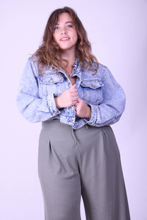 ג׳קט ורד- ג׳ינס משופשף