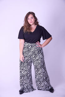 טישירט חרשנית -שחור טריקו