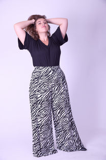 טישירט חרשנית -שחור טריקו