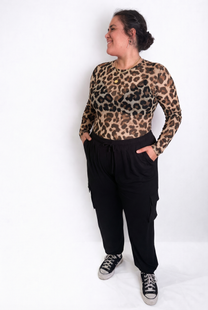 חולצת פגי - מנומר