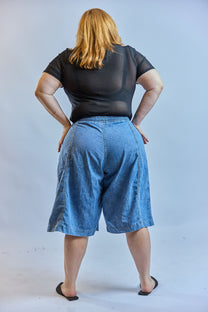 חולצת רואים לך - שחור
