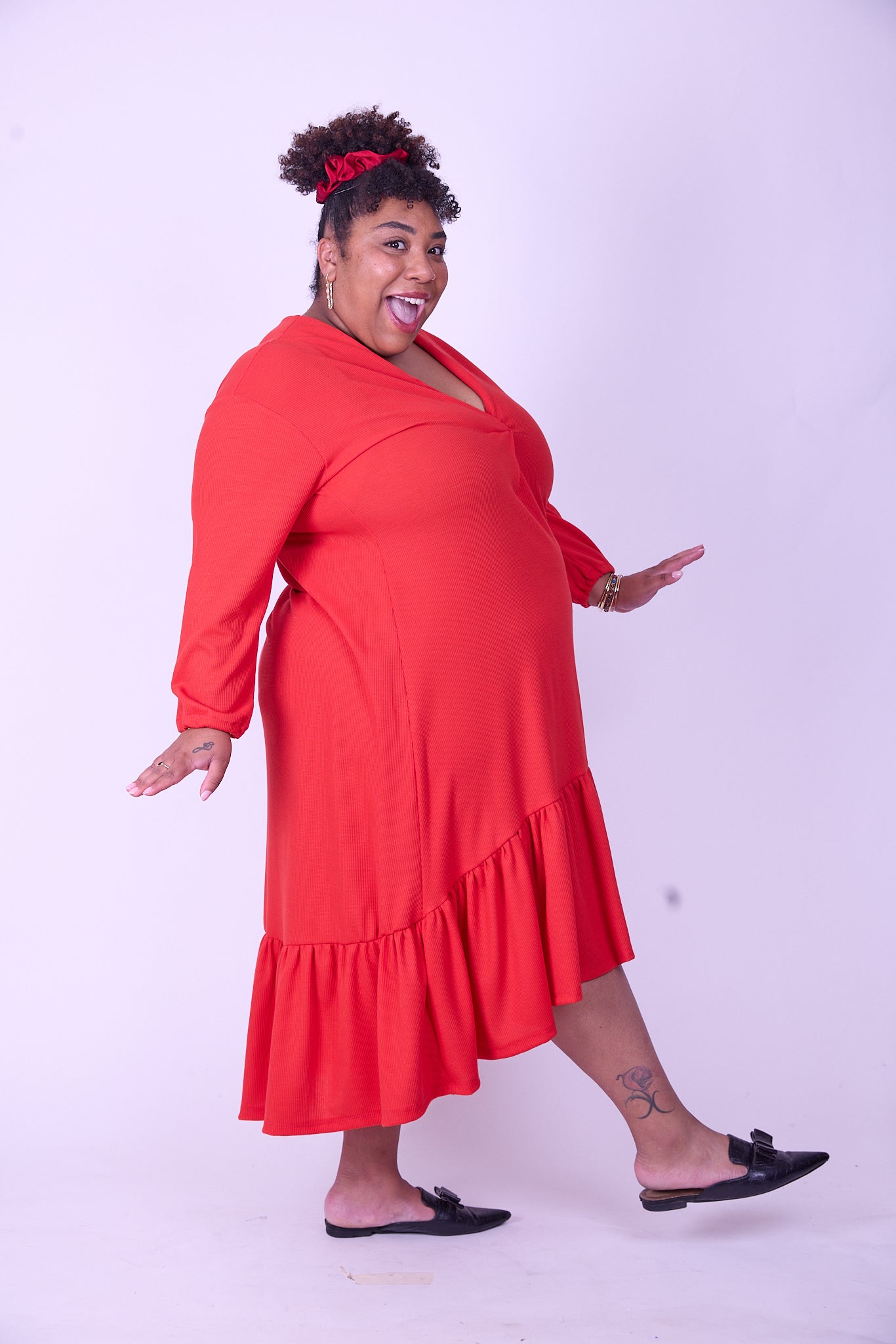 שמלת מלכת החרטות- אדום ואפל