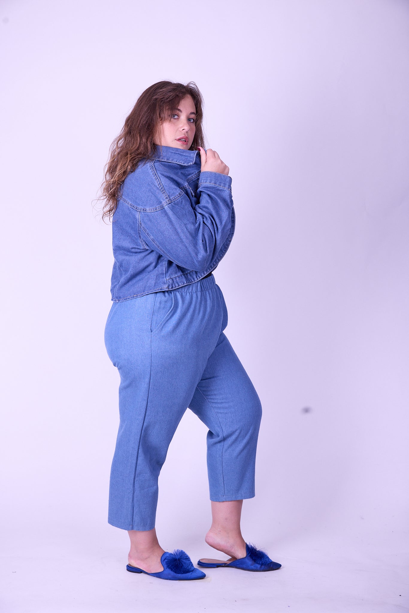 ג׳קט ג׳ינס אריאל