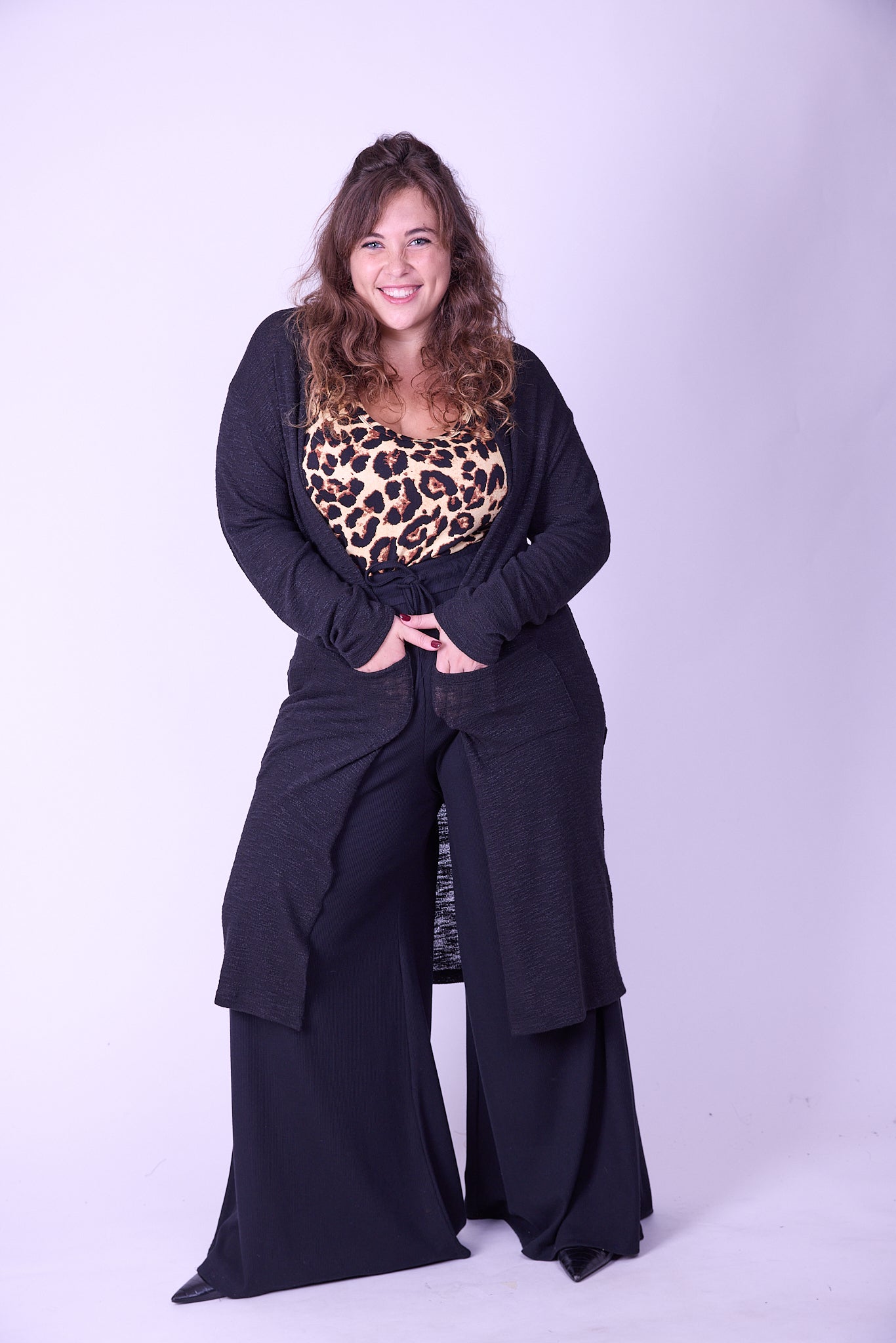 מכנסי מולי - שחור ואפל