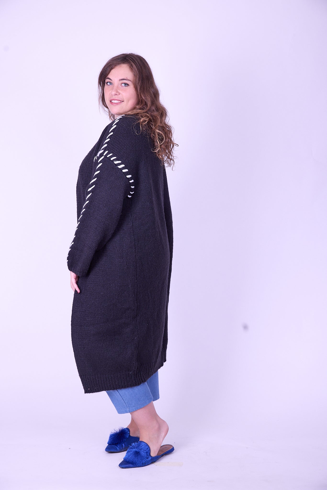 קרדיגן לורי - שחור צמה לבן