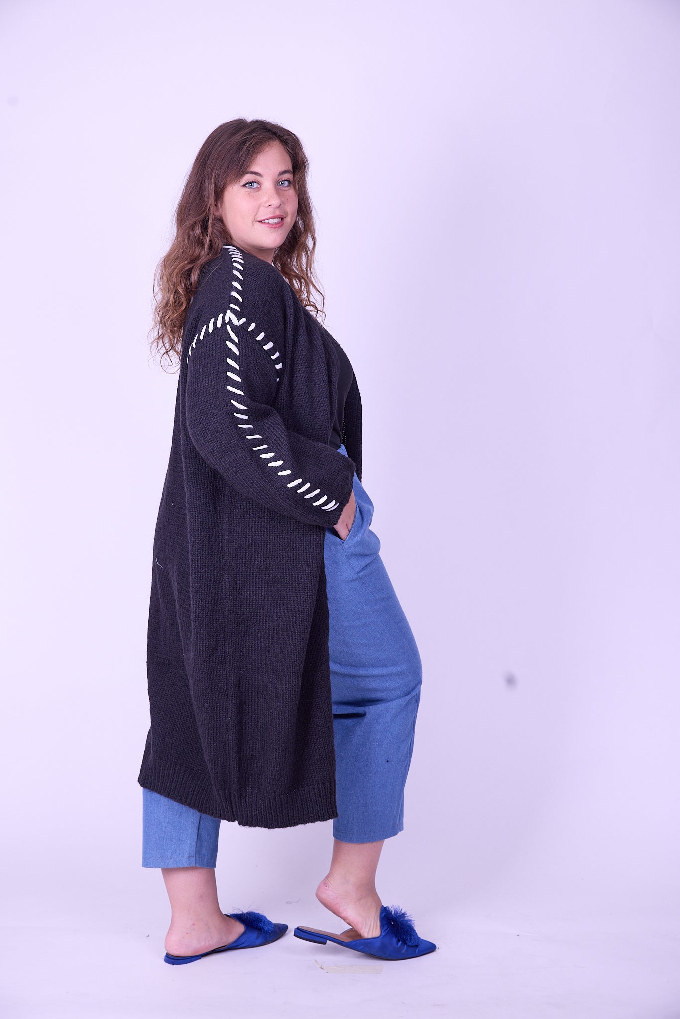 קרדיגן לורי - שחור צמה לבן