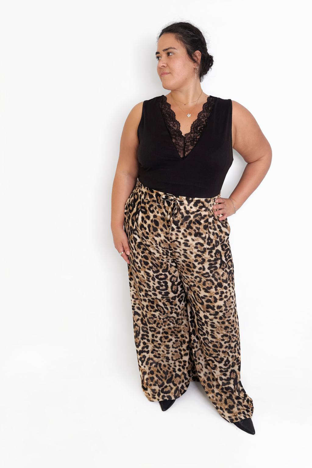 מכנסי מולי - חברבורות גדולות צהבהב ואפל