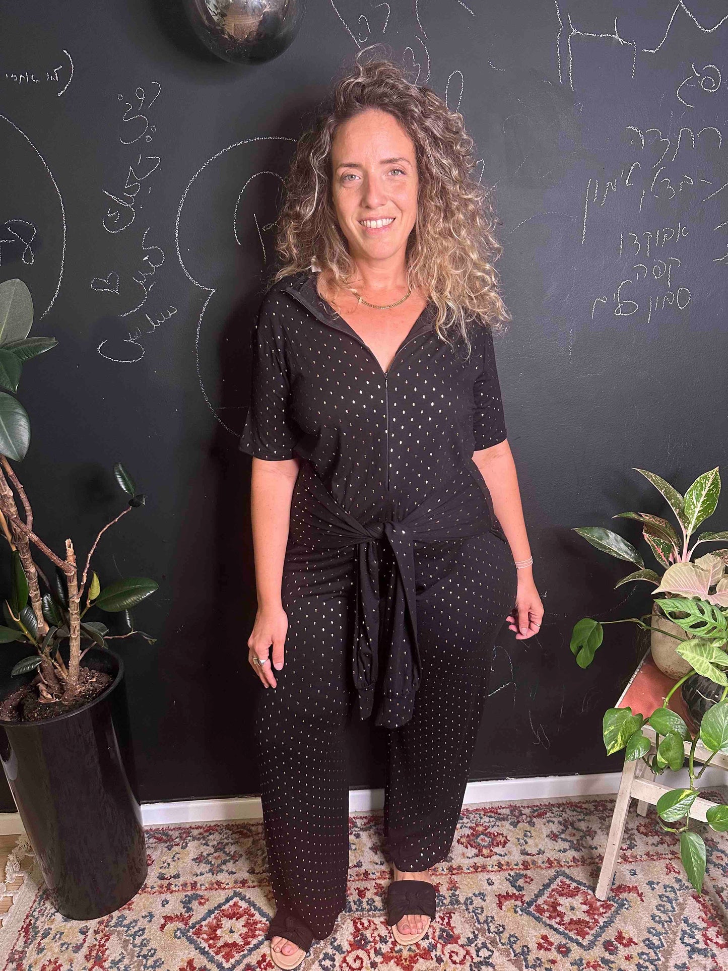 אוברול זרקתי על עצמי משהו - שחור  מוזהב