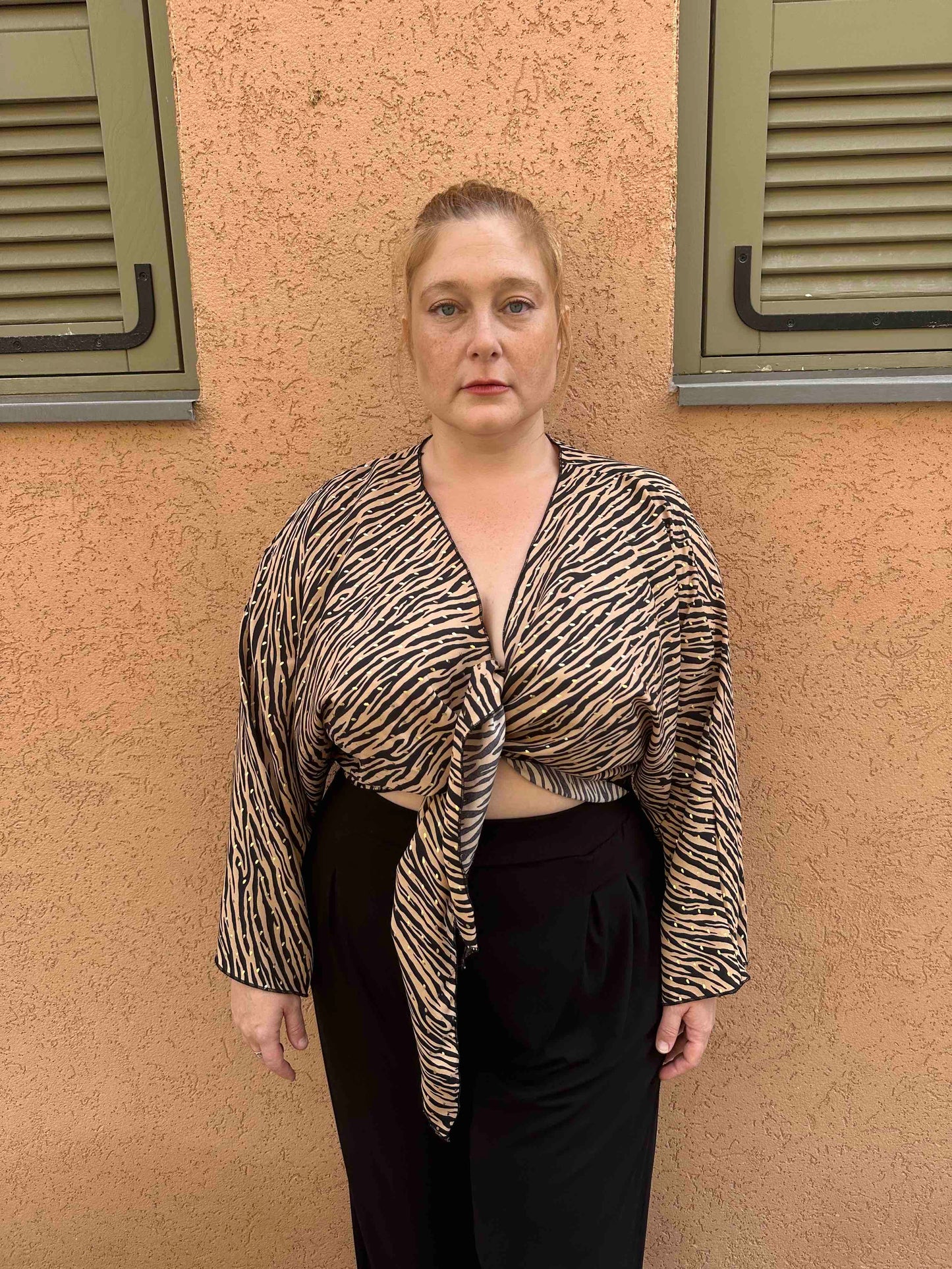 עליונית גם וגם - זברה ניוד זהב