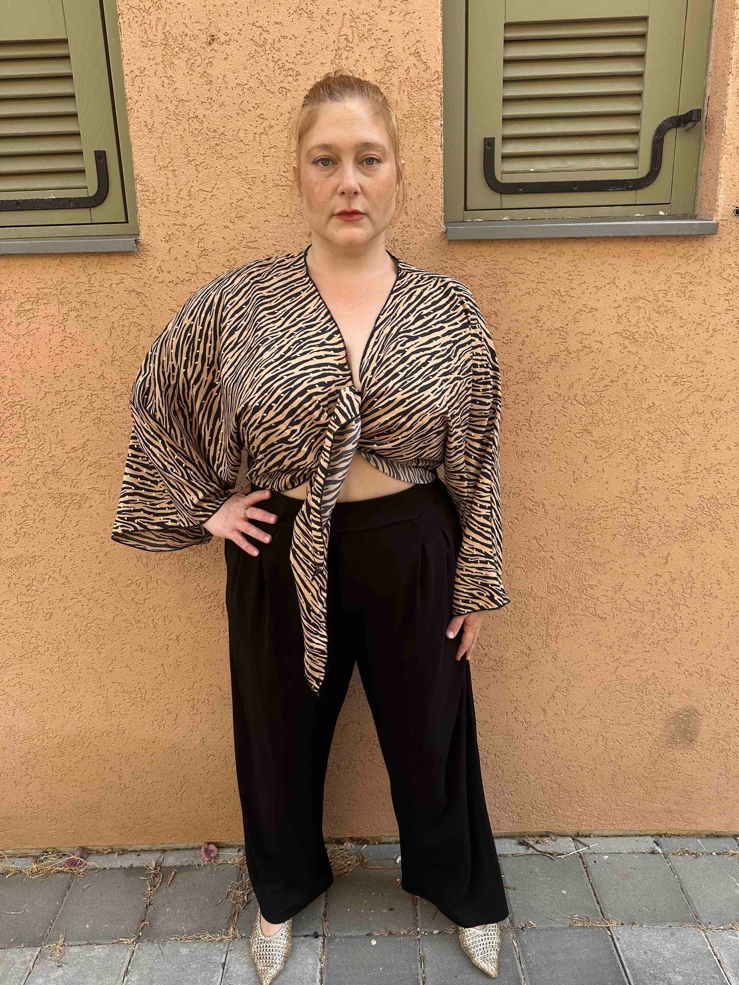 עליונית גם וגם - זברה ניוד זהב