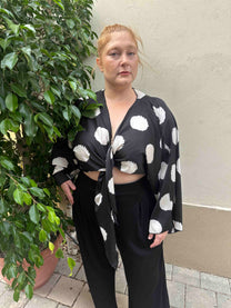 עליונית גם וגם - שחור לבן עיגולים