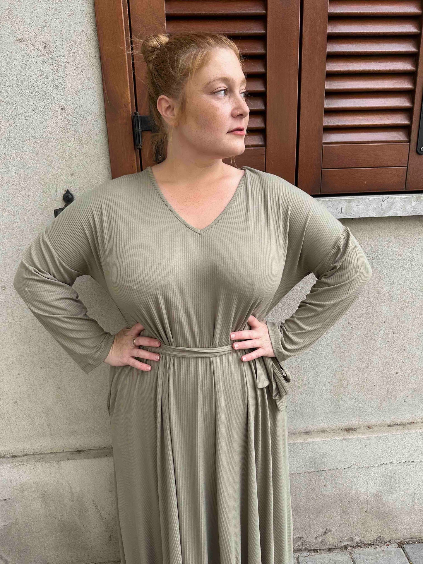 שמלת תכבסי לפעמים - ירוק זית ריב