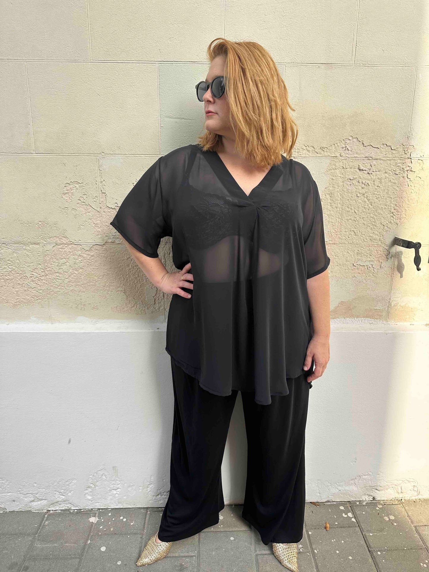 חולצת זה בול אני - שחור שיפון