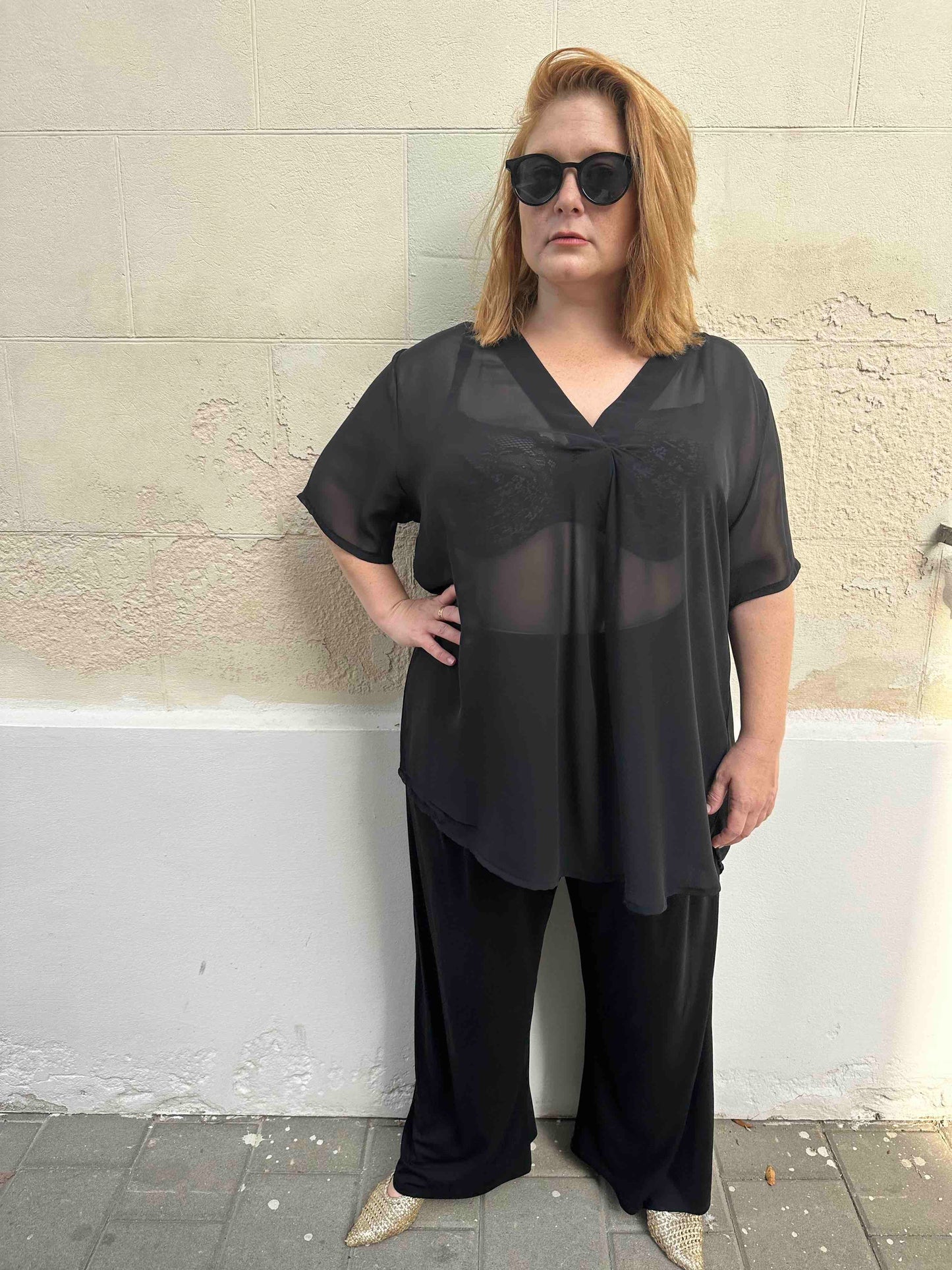 חולצת זה בול אני - שחור שיפון