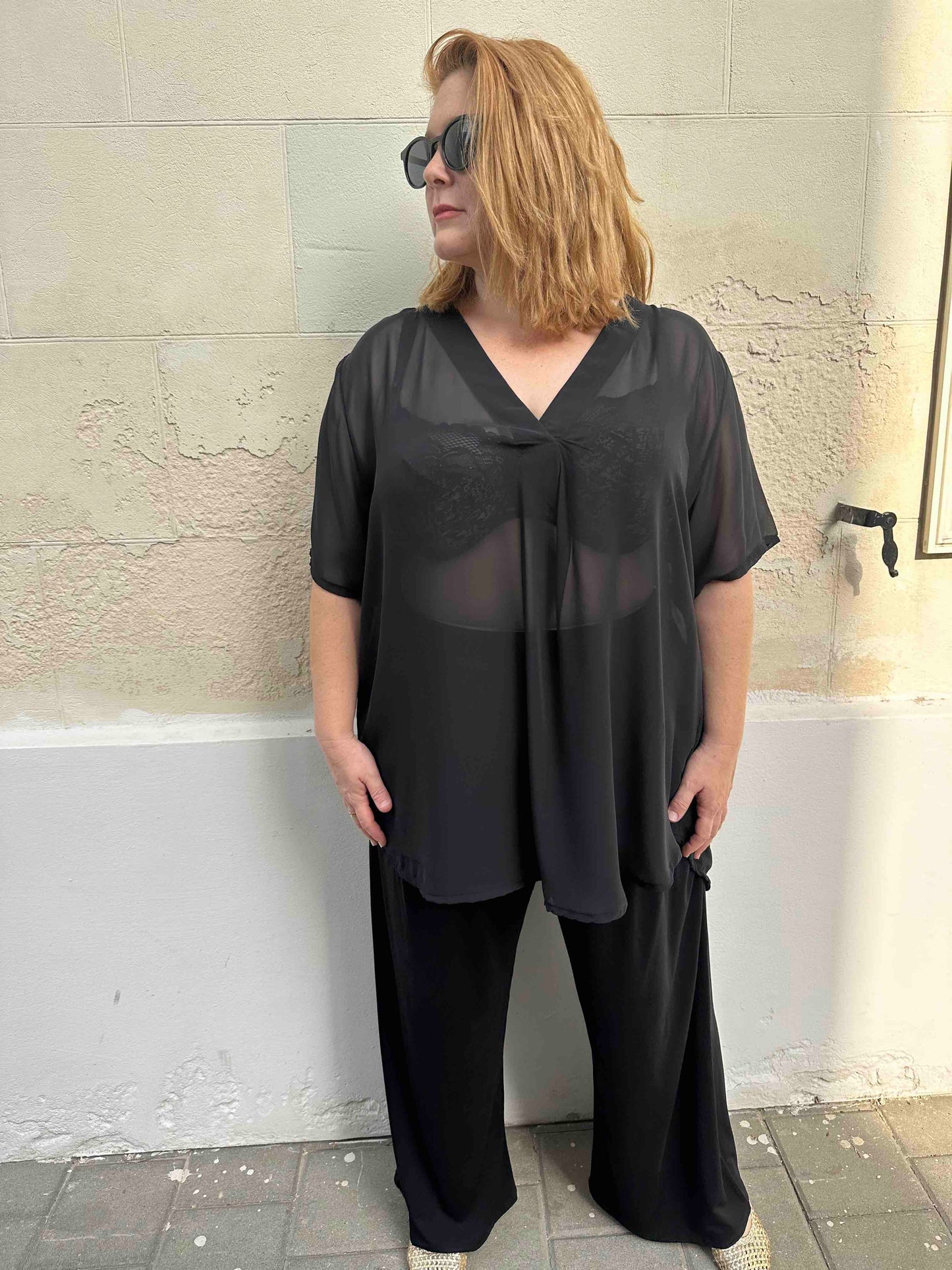 חולצת זה בול אני - שחור שיפון