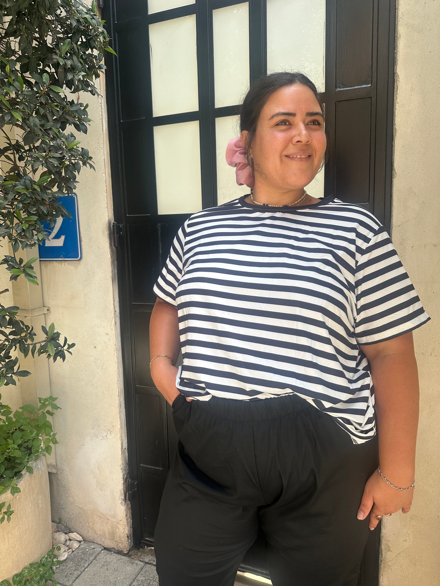 טישירט סופר קלאסיקו - שחור לבן פסים